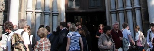 Vor der Jakobskirche